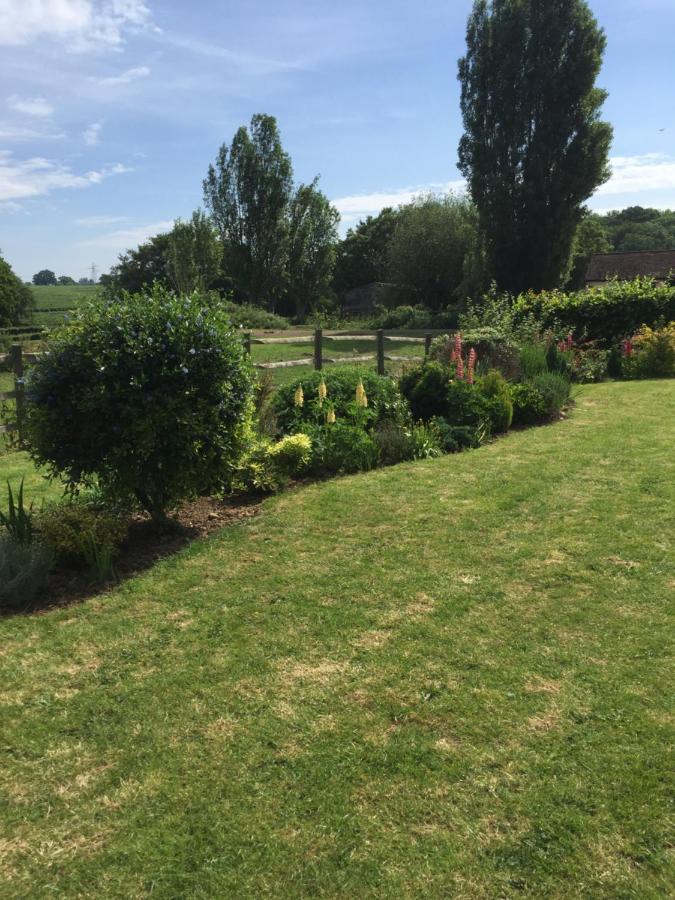 Bed and Breakfast Barons Granary Rye Esterno foto